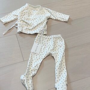 Ely’s & Co newborn 2 piece set size 3m